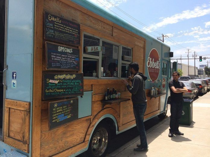 Food trucks, la moda de la comida sobre ruedas.