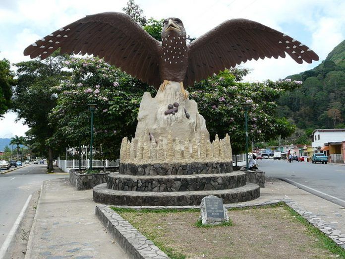 Monumento al Guácharo en Caripe