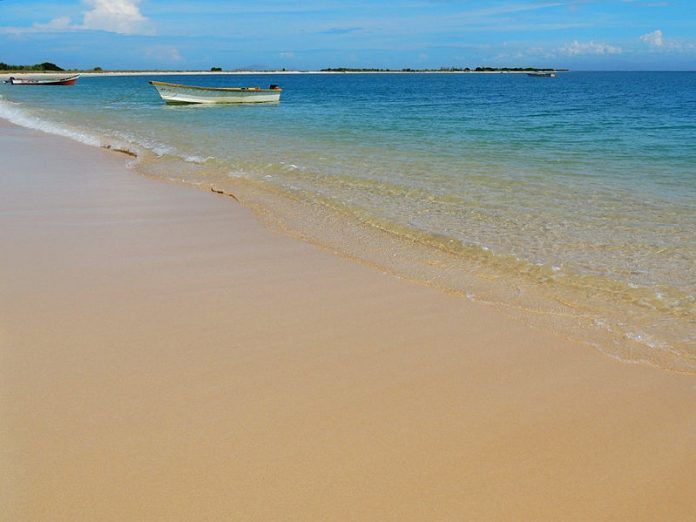 Playa La Isleta, Puerto_Píritu