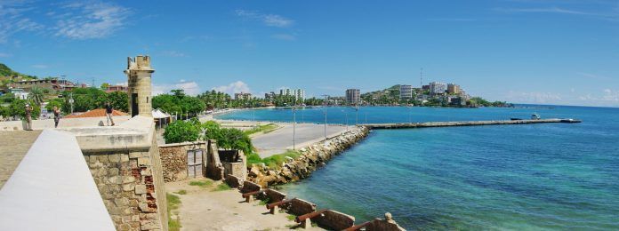 Contenedor plaza: los cotenedores de Pampatar