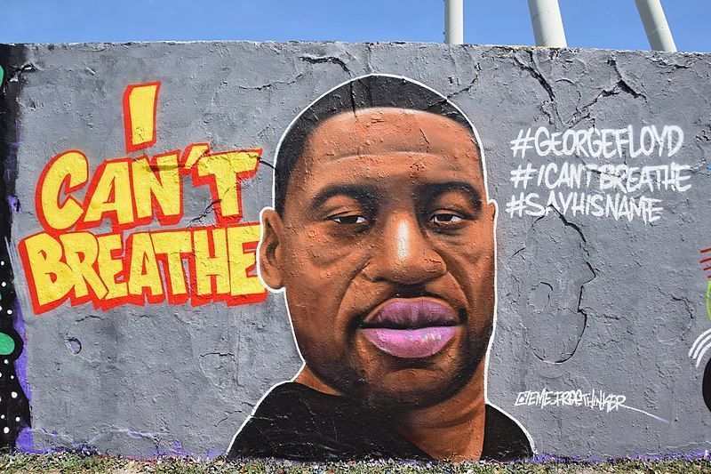 Mural en recuerdo de George Floyd